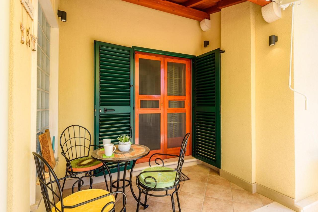 Apartment Jadranka With Sea View In Rogotin Extérieur photo