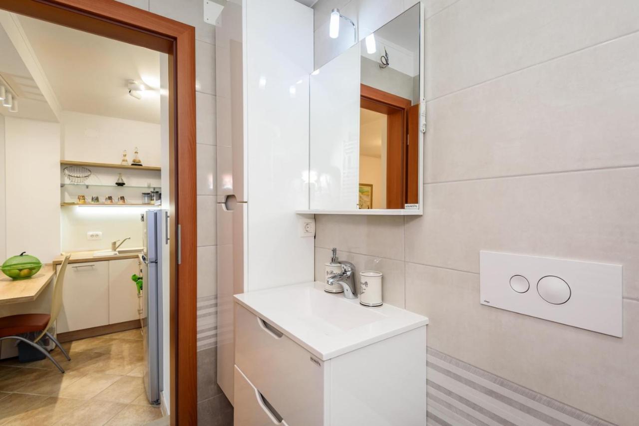 Apartment Jadranka With Sea View In Rogotin Extérieur photo